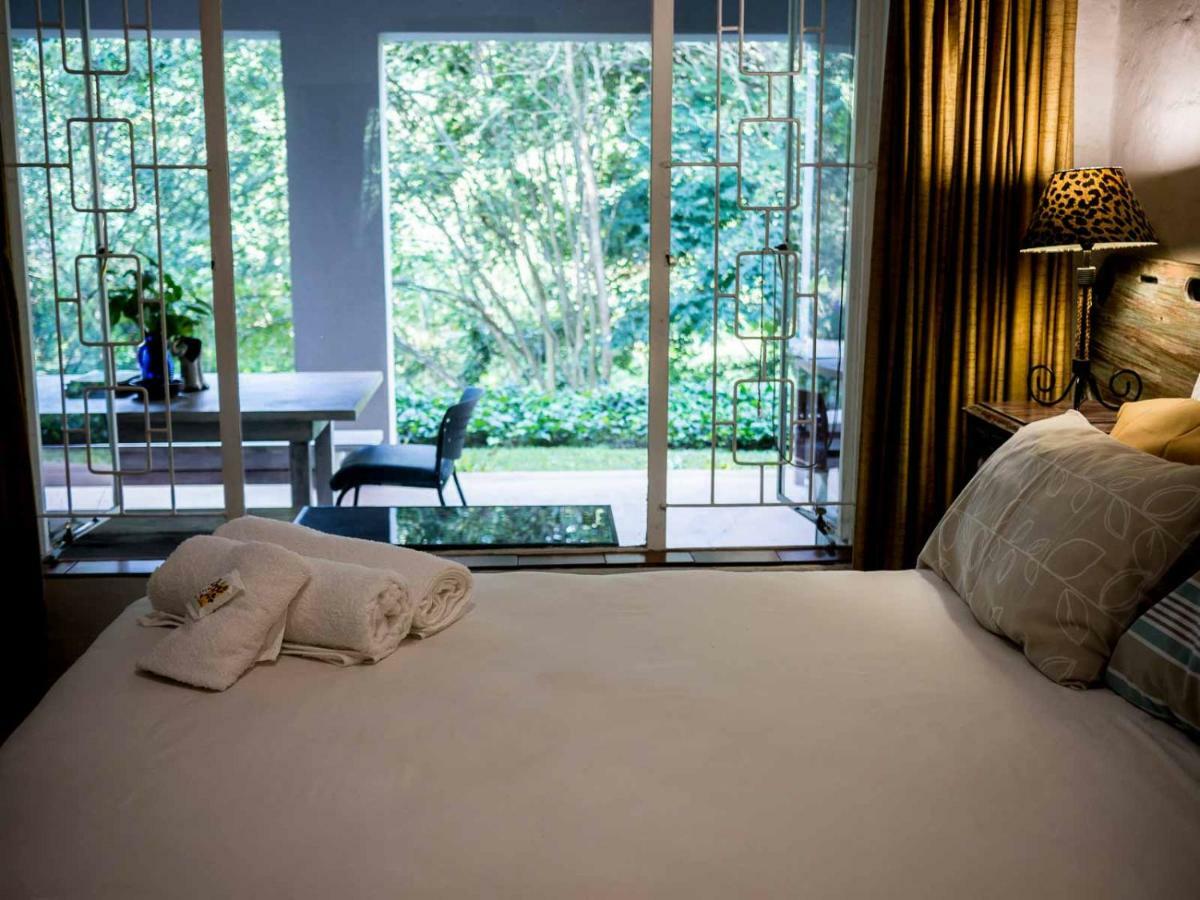 Africa'S Eden Guesthouse Pietermaritzburg Eksteriør bilde